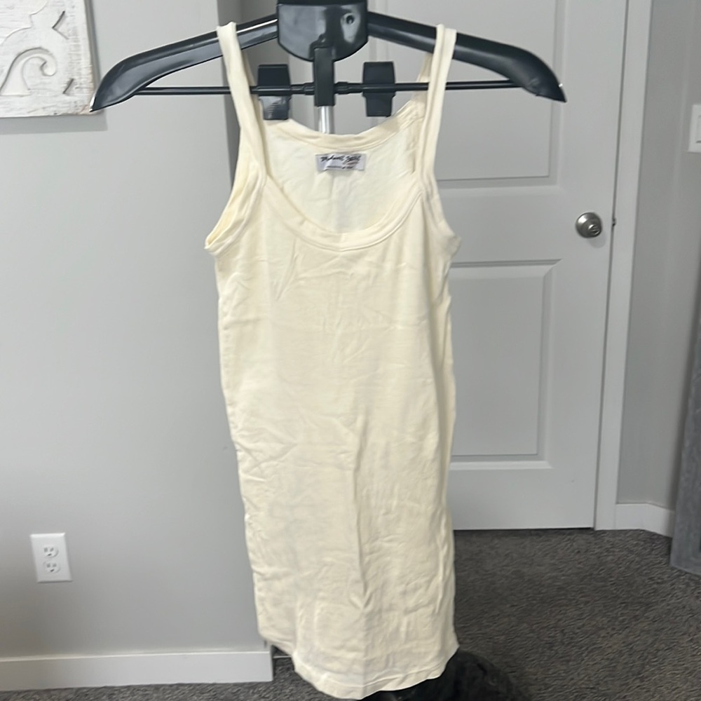 Michael Stars tank. One size fits most. Cream color.